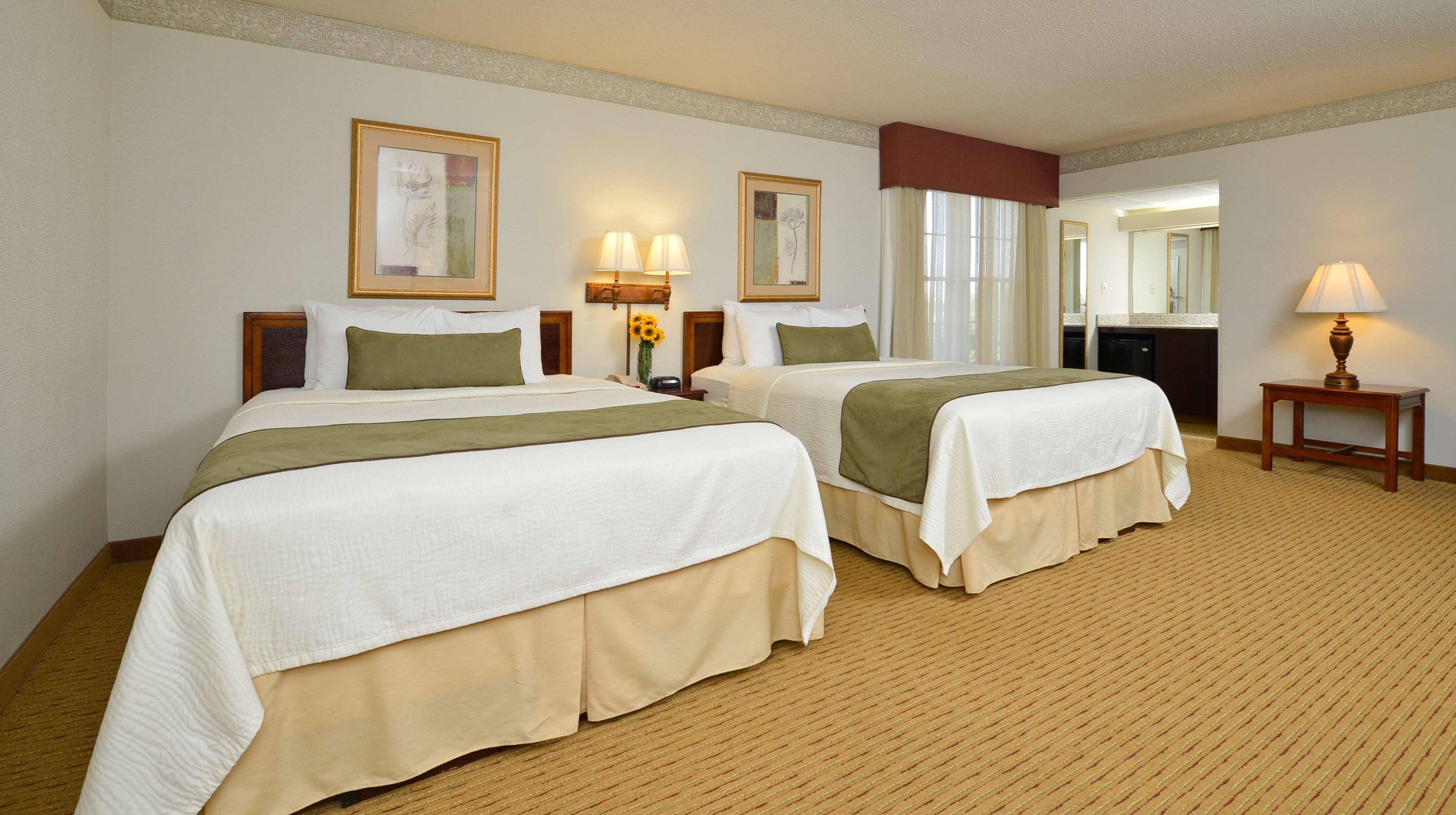 Best Western Plus Steeplegate Inn Davenport Eksteriør billede