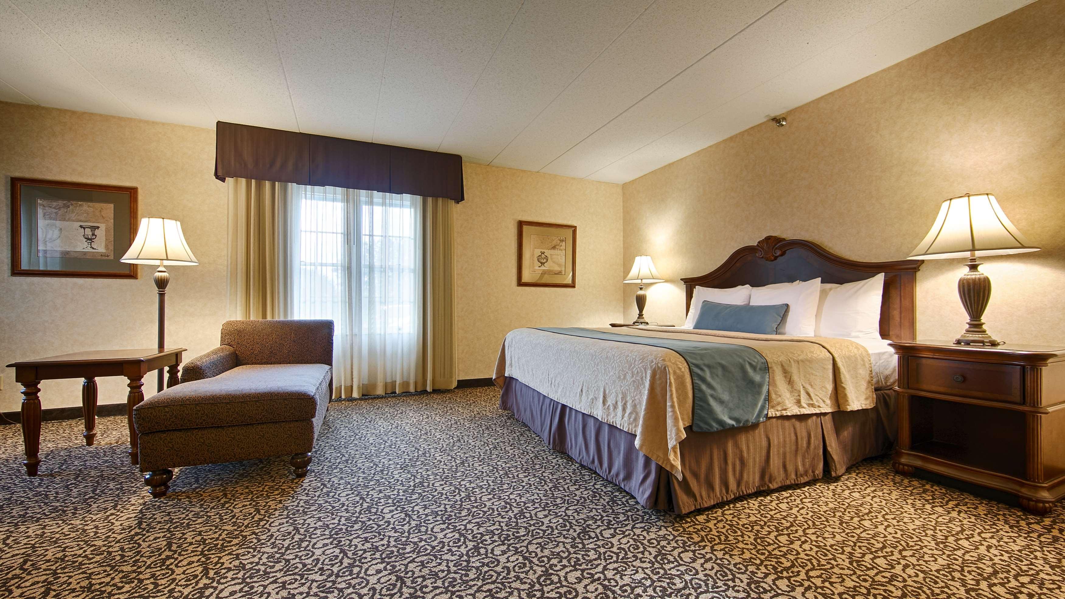Best Western Plus Steeplegate Inn Davenport Eksteriør billede