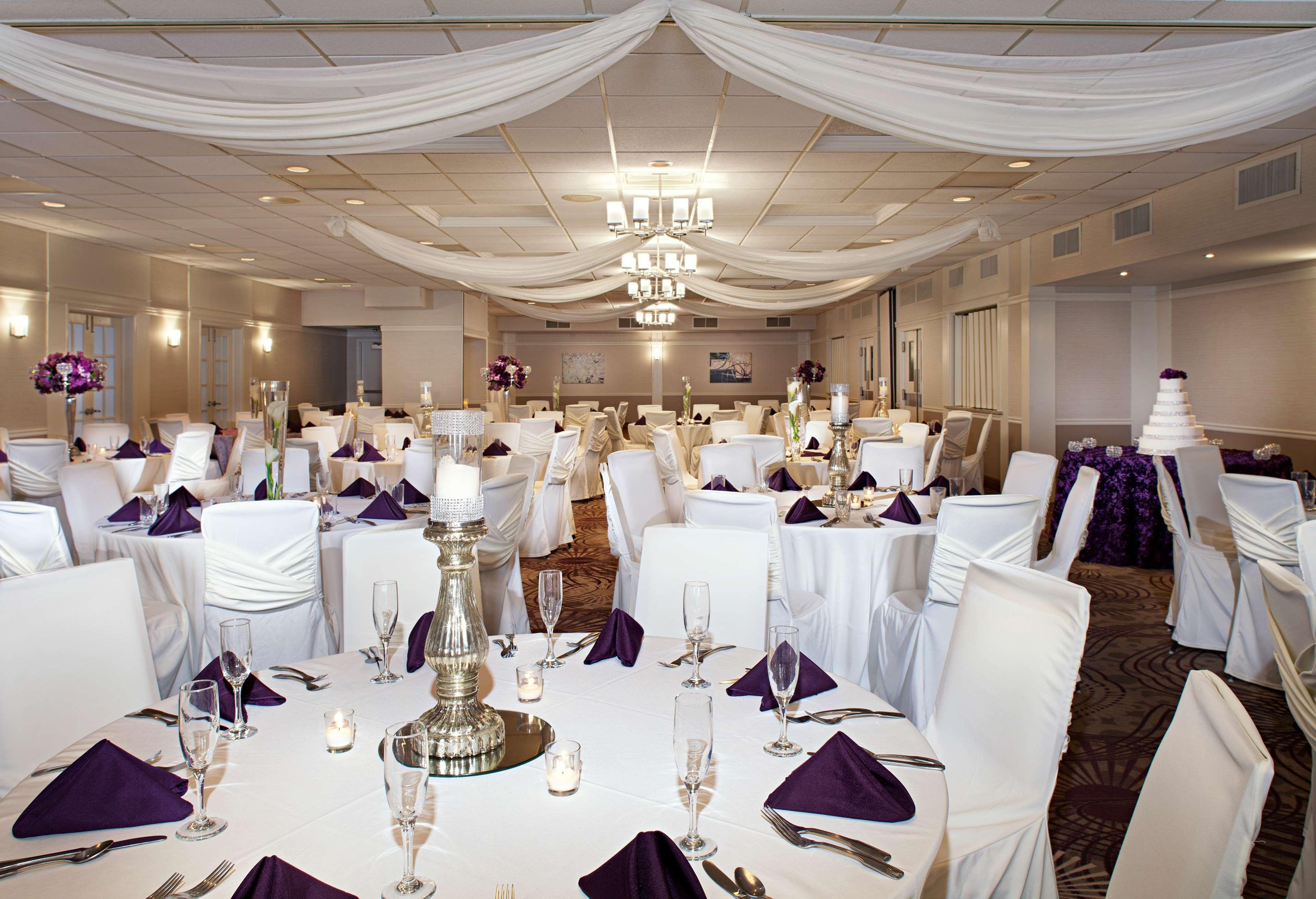 Best Western Plus Steeplegate Inn Davenport Eksteriør billede