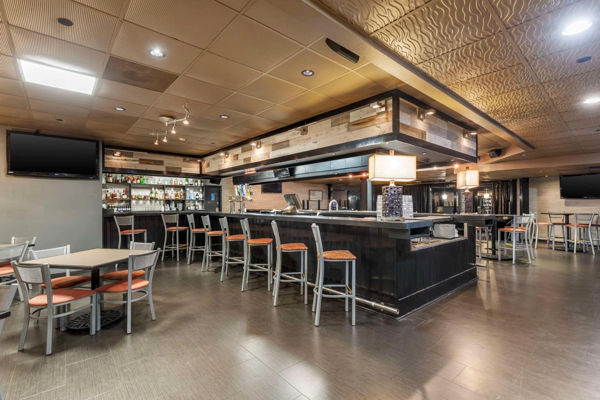 Best Western Plus Steeplegate Inn Davenport Eksteriør billede